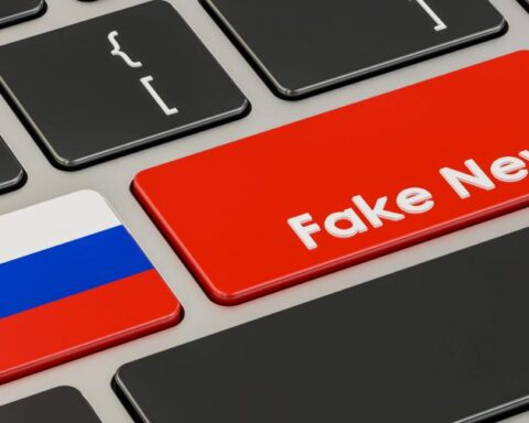 PestiSrácok et le ministère russe des Affaires étrangères coordonnent une opération de désinformation
