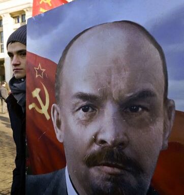 À Moscou, l'afflux de visiteurs au mausolée de Lénine soulève des craintes de fermeture définitive