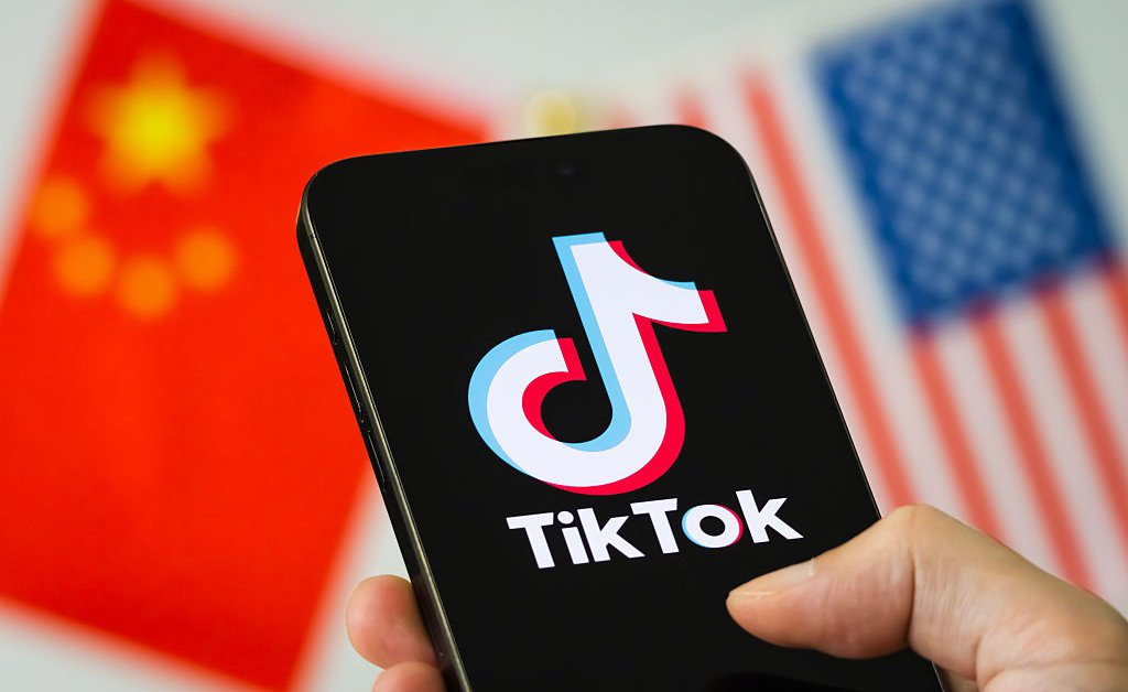 Accord entre les États-Unis et la Chine préserve l'algorithme de TikTok malgré le changement de propriété