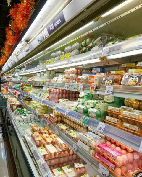 Alerte sanitaire : des fromages contaminés à la listeria retrouvés dans certains réfrigérateurs.