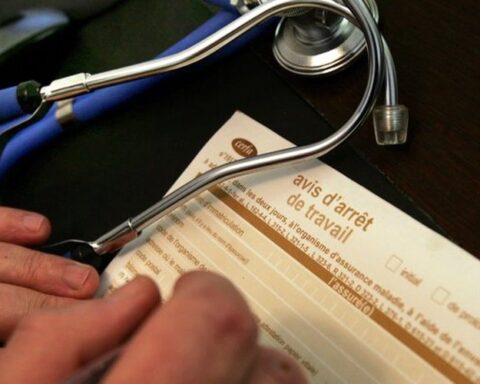 Arrêts maladie : les médecins sous tutelle dénoncent une pression insupportable de la Cnam