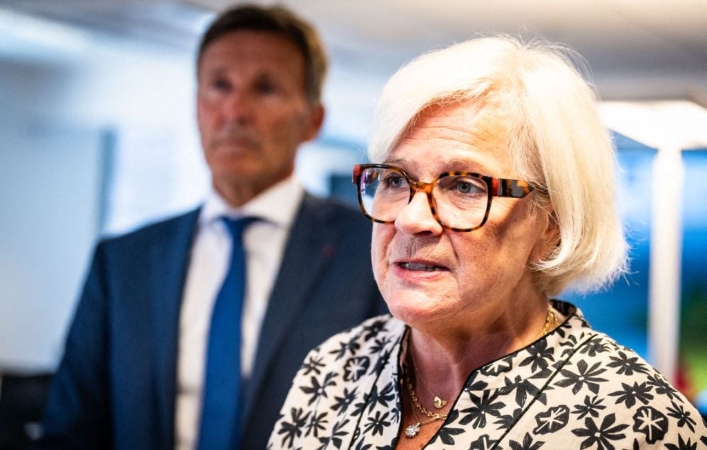 Catherine Vautrin évoque déjà le futur gouvernement lors de sa visite à l'assurance maladie à Paris