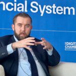 Chainlink collabore avec 24 institutions financières majeures pour résoudre le problème de 58 milliards de dollars lié aux actions d'entreprise