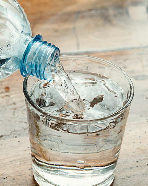 Combien d'eau faut-il boire quotidiennement pour assurer une bonne hydratation ?