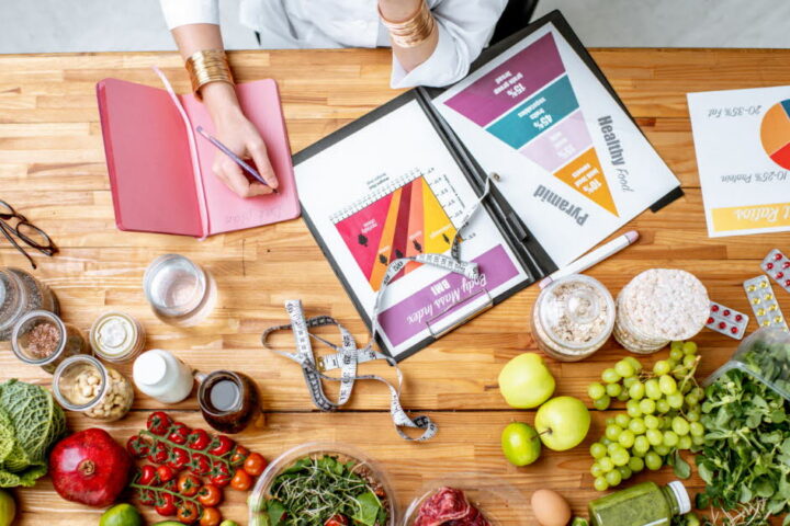 Comprendre la différence entre diététicien et nutritionniste en France