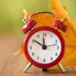 Découvrez le jour où nous gagnerons enfin une heure de sommeil.