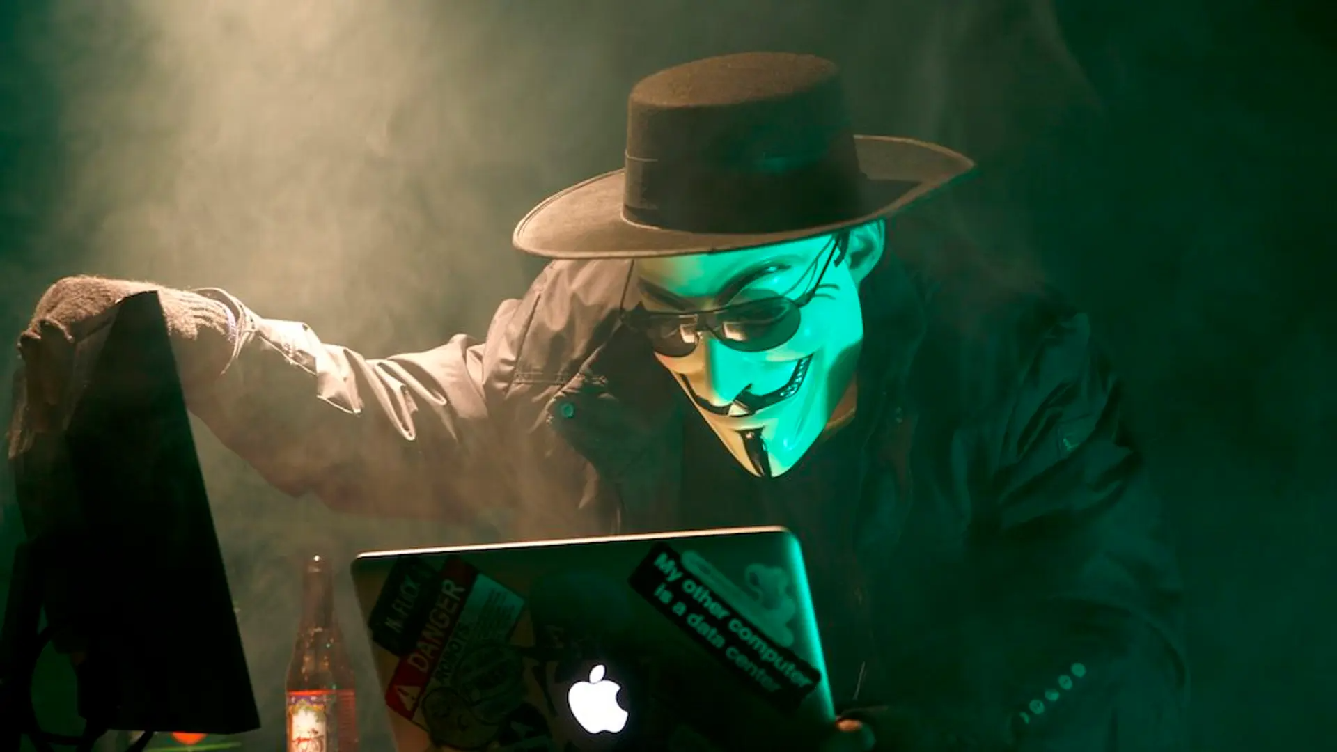 Des hackers exploitent des contrats intelligents Ethereum pour dissimuler des malwares dans des packages NPM