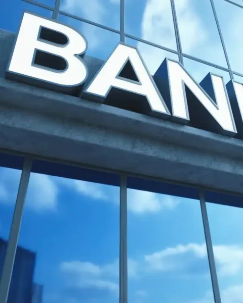 D'ici 2030, les banques auront-elles encore des agences physiques ou uniquement des applications mobiles ?