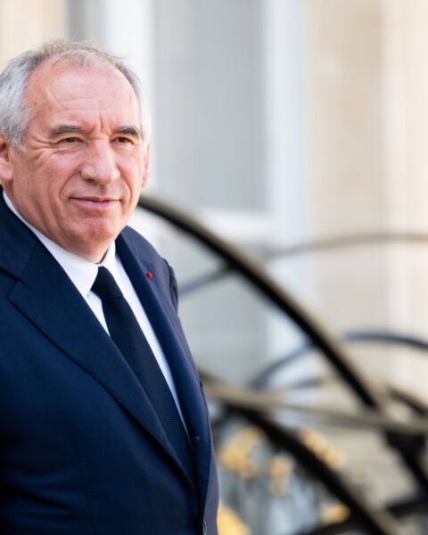 François Bayrou envisage d'abandonner la suppression des jours fériés face à la contestation