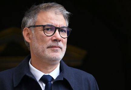 Frustrations mutuelles entre insoumis et socialistes sur l'avenir politique de la France