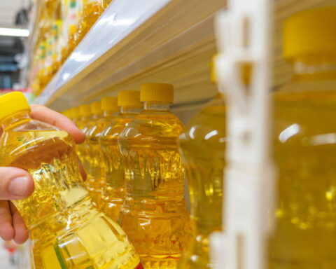 Hexane : un solvant pétrolier toxique détecté dans des aliments courants en France