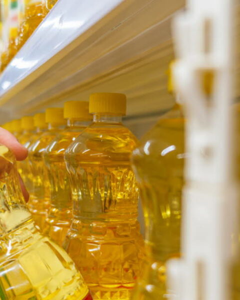 Hexane : un solvant pétrolier toxique détecté dans des aliments courants en France