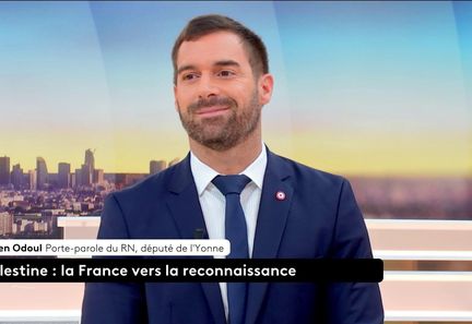 Julien Odoul : une majorité de Français souhaite l'alternance politique après la nomination de Sébastien Lecornu