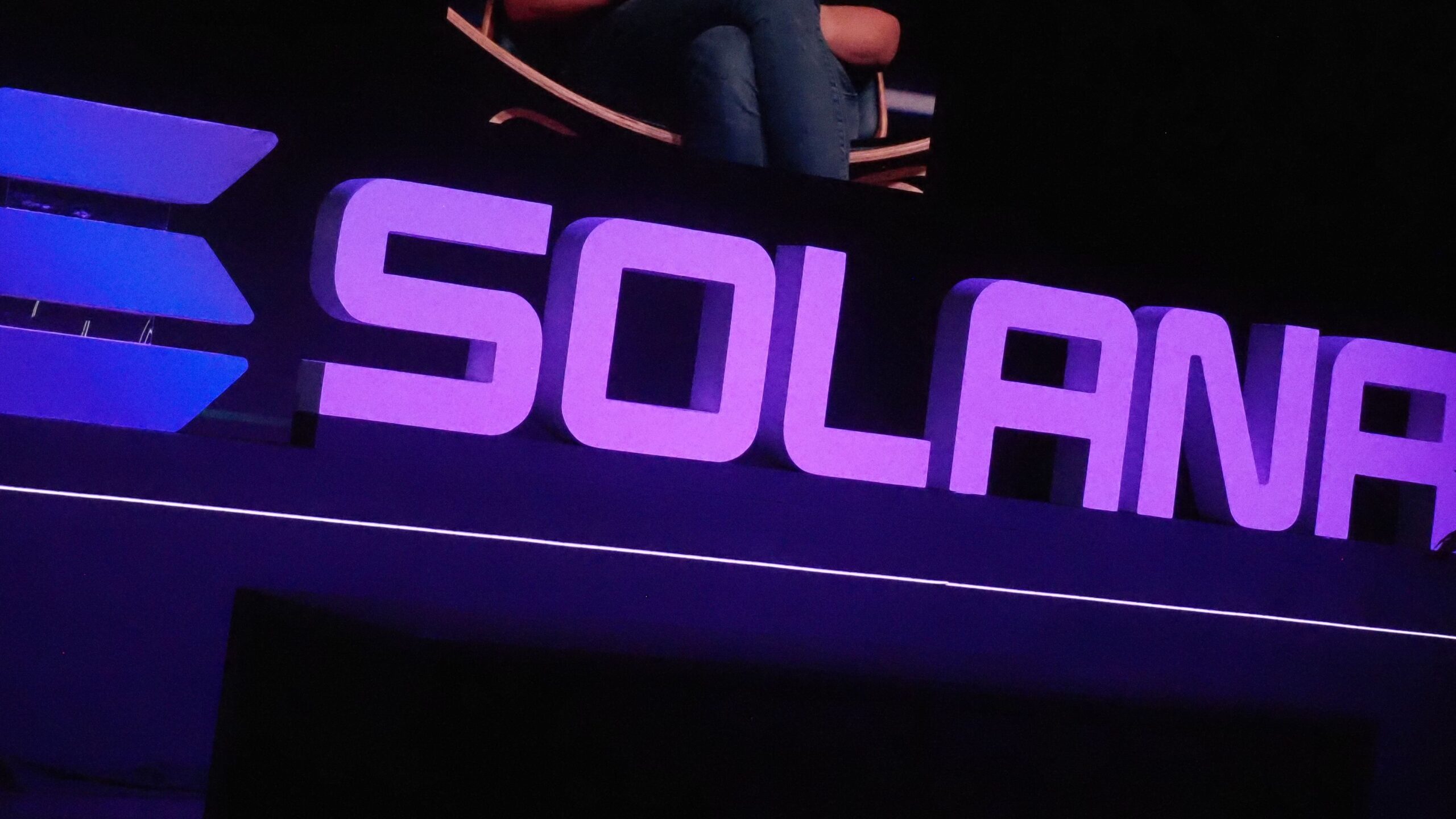 La communauté Solana approuve à 98 % la mise à jour historique 'Alpenglow' pour transformer le réseau