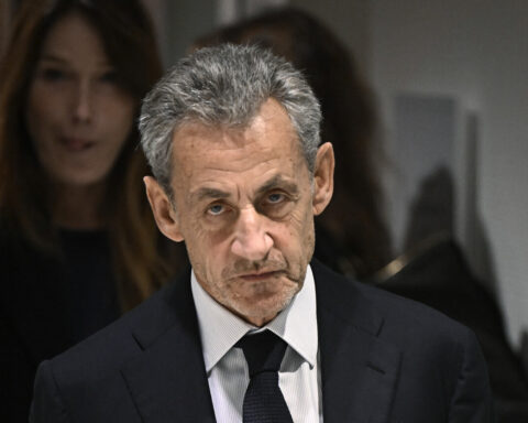 La condamnation historique de Nicolas Sarkozy suscite des réactions à l'échelle mondiale