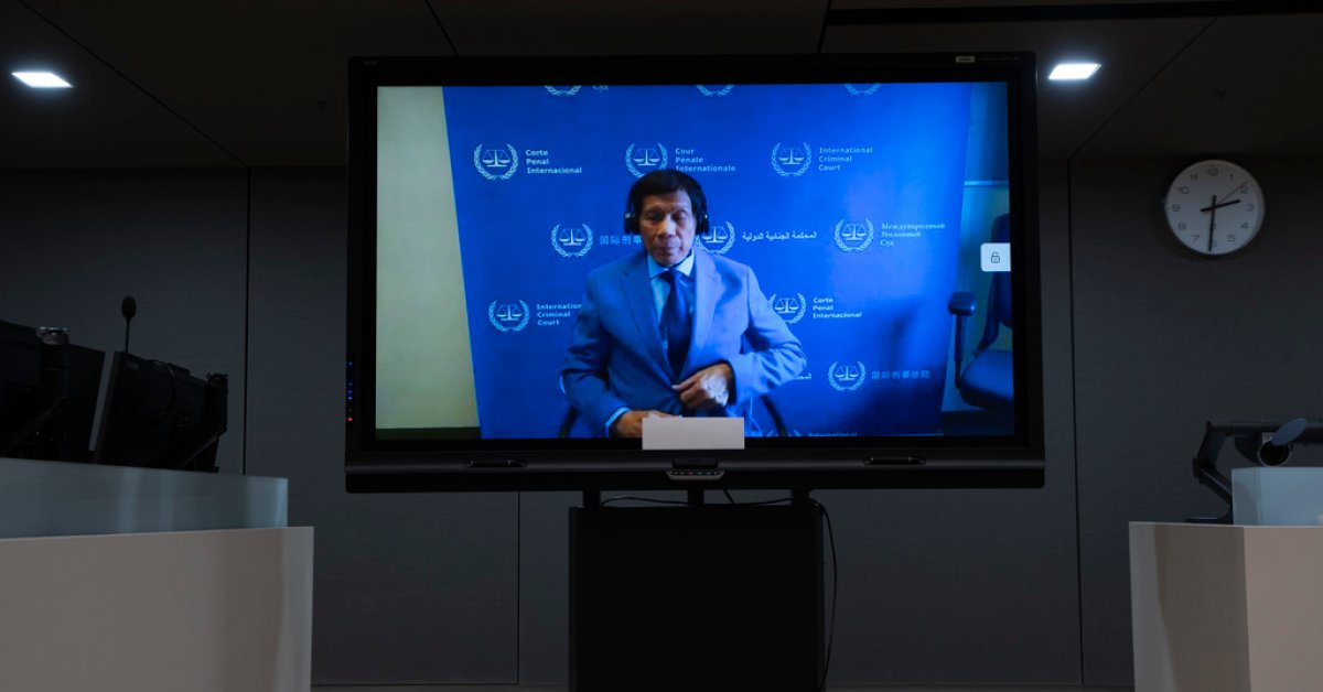 La Cour pénale internationale accuse l'ancien président philippin Rodrigo Duterte de trois meurtres criminels