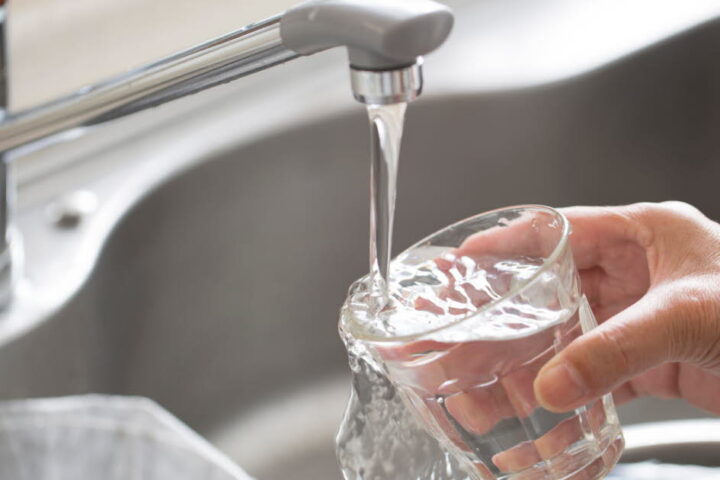 La déshydratation pourrait exacerber le stress, selon une étude britannique