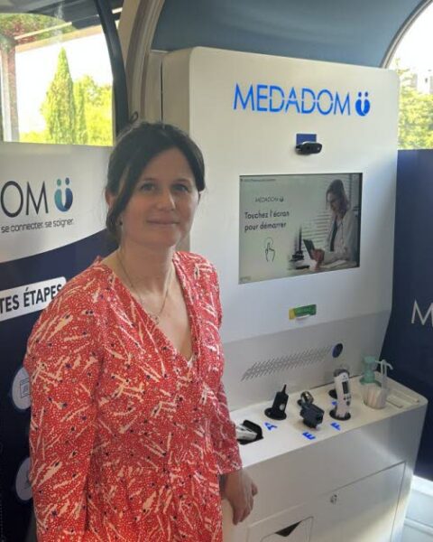La pharmacie des Gravières à Ménival installe une cabine connectée pour téléconsultations