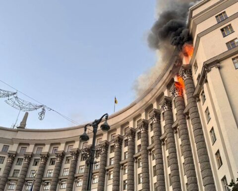 La Russie lance une attaque aérienne massive sur Kiev, la plus importante depuis le début de la guerre