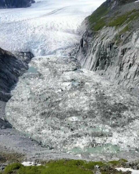 Le glacier d'Arcouzan a perdu cinq mètres d'épaisseur en moins de dix ans