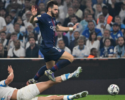 Le Paris Saint-Germain s'incline contre Marseille, une première en 14 ans : suivez en direct le Ballon d'Or 2025 avec l'Espagnol Lamine Yamal.