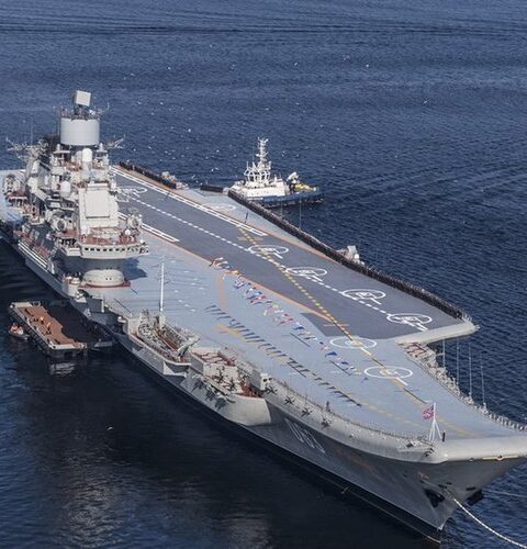 Le porte-avions "Amiral Kouznetsov" de la Russie pourrait être abandonné en raison de la guerre en Ukraine
