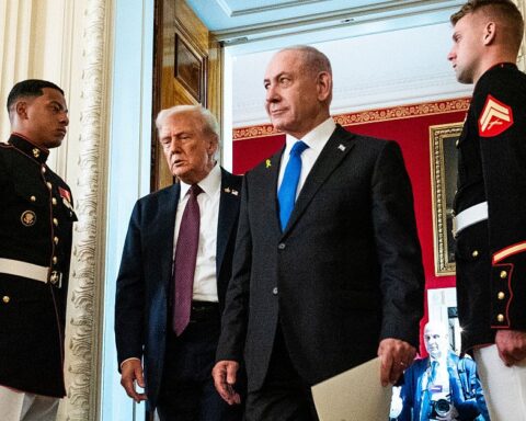 Le soutien mondial au plan de Trump pour Gaza suscite des critiques et des doutes