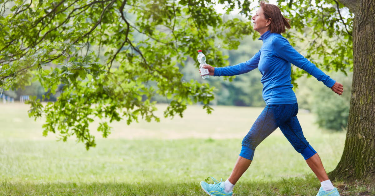 Les bienfaits de la marche rapide pour la santé : un pas vers le bien-être