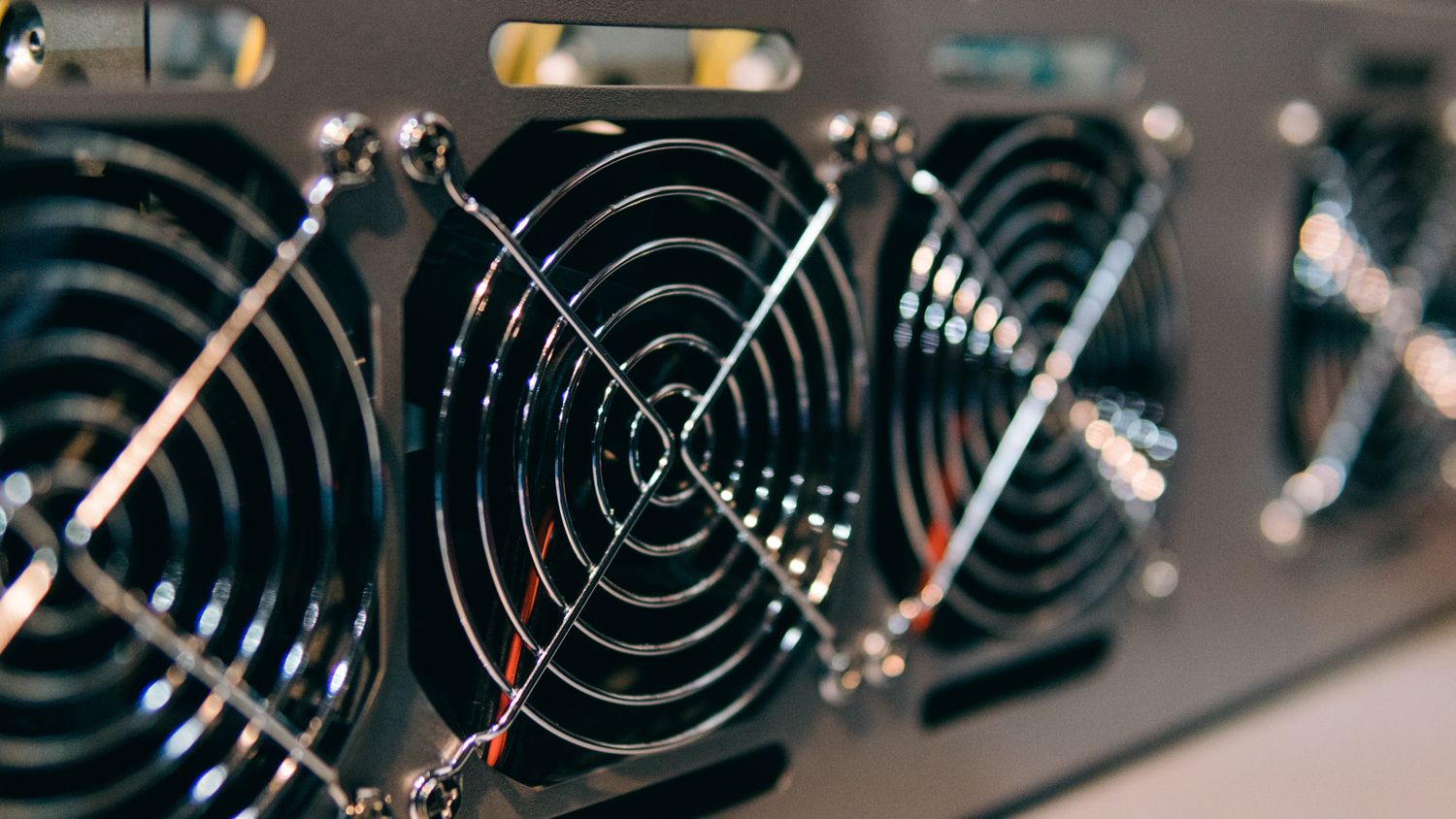 Les mineurs de Bitcoin spécialisés reprennent leur envol après une période de stagnation