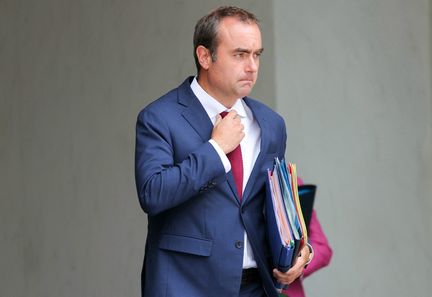 Les socialistes posent des conditions au dialogue du Premier ministre, Sébastien Lecornu