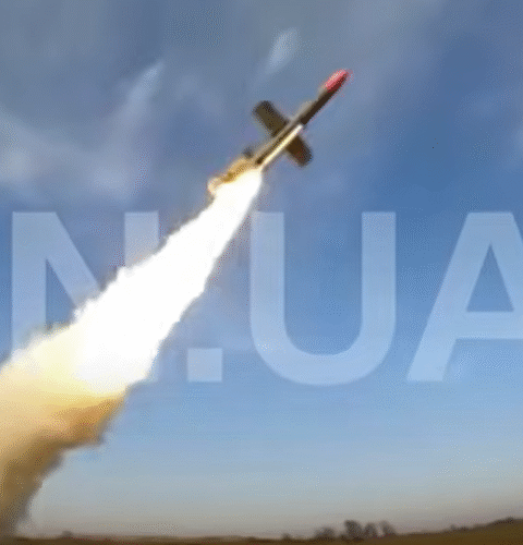 L'Ukraine détruit un avant-poste du FSB en Crimée avec le missile Flamingo, première opération documentée