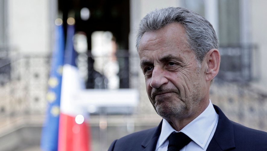 Nicolas Sarkozy : "La dissolution de l'Assemblée est la seule issue possible"