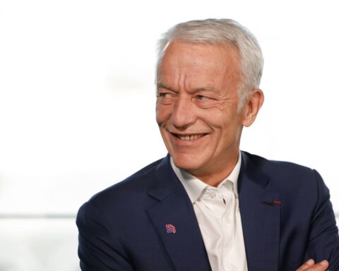 Patrick Martin, président du Medef, menace d'une mobilisation si les impôts des entreprises augmentent