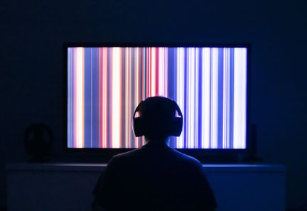 Pédocriminalité : l’union européenne doit faire face au vide juridique des contenus d’abus d’enfants générés par l’intelligence artificielle