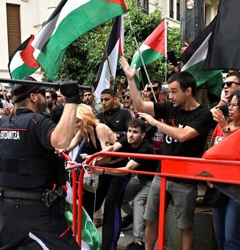 Protestations empêchent la désignation d'un vainqueur lors de la 11e étape du Tour d'Espagne