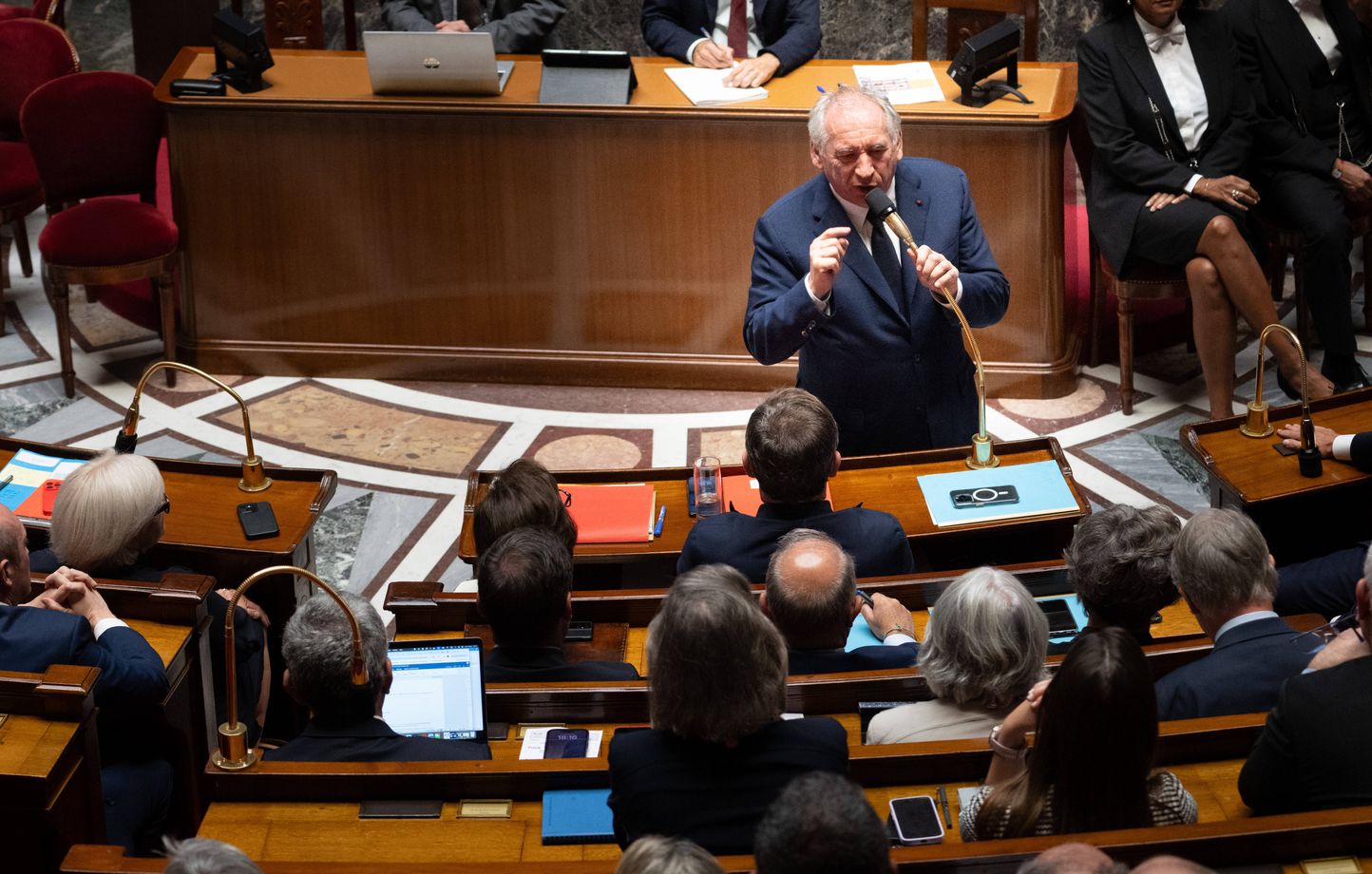 Qui succédera à François Bayrou après sa chute au gouvernement ?