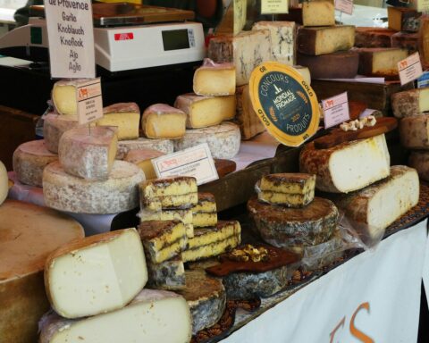 Quiz sur les fromages régionaux : testez vos connaissances avant le Mondial du fromage de Tours