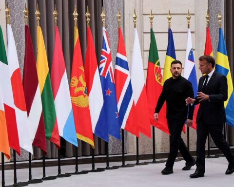 Réunion de la coalition des volontaires : Macron et Zelensky annoncent des forces de réassurance et de nouvelles sanctions contre la Russie