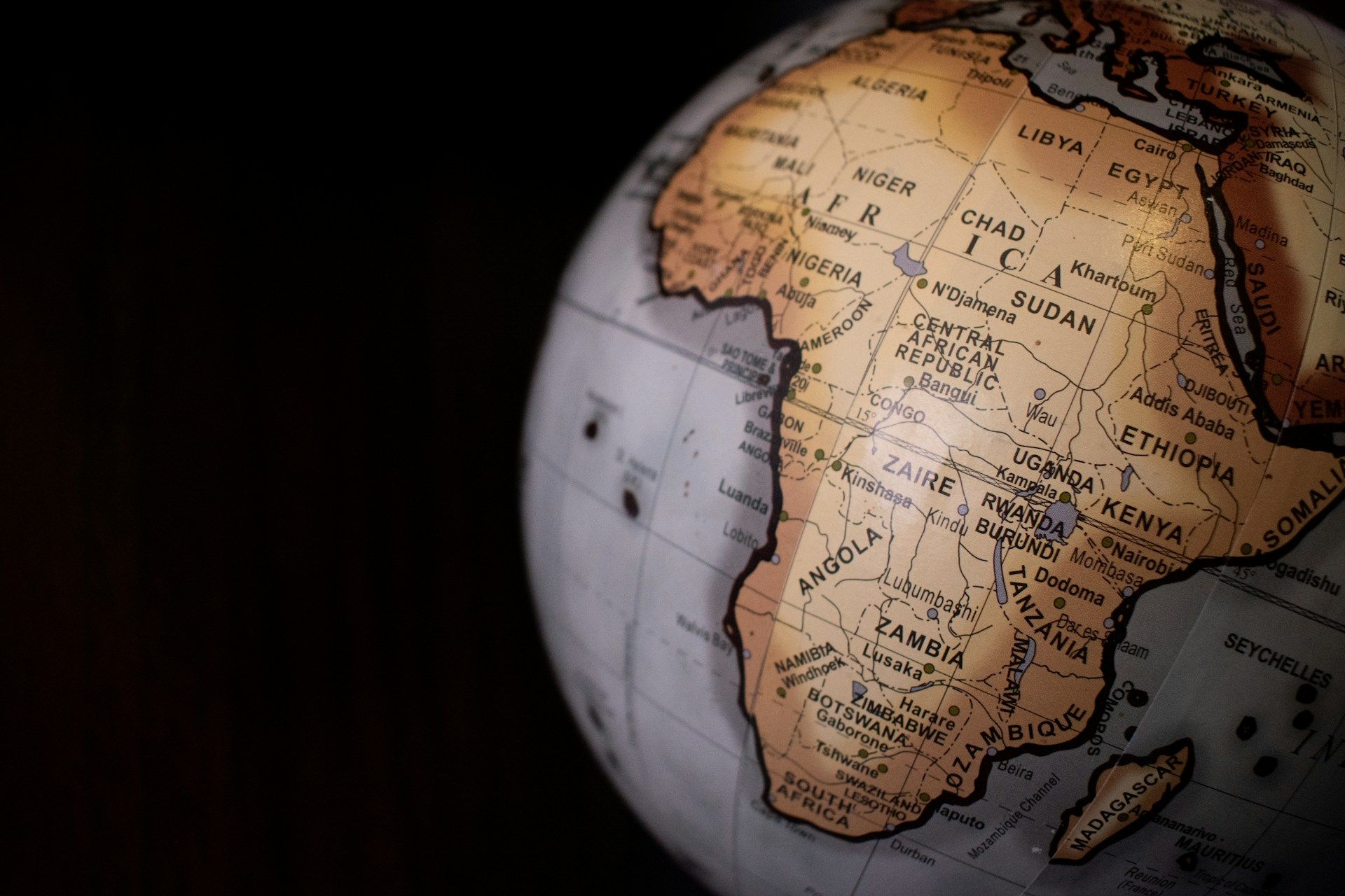 Ripple lance son stablecoin RLUSD de 700 millions de dollars en Afrique pour des tests d'assurances contre les intempéries