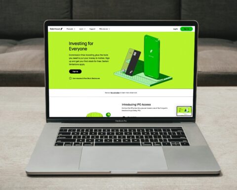Robinhood lance un fonds de capital-risque pour permettre aux investisseurs de participer au marché privé