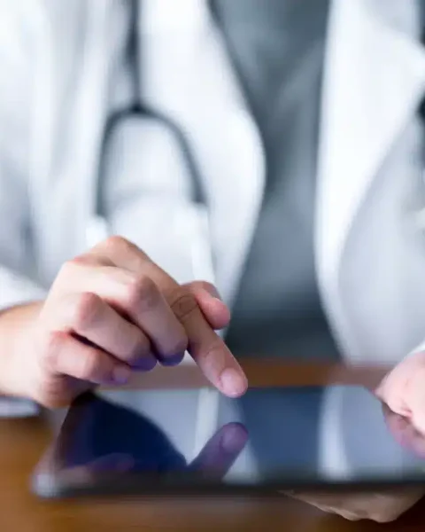 Sans eux, l'hôpital est contraint de fermer : les raisons de la sortie des médecins étrangers.