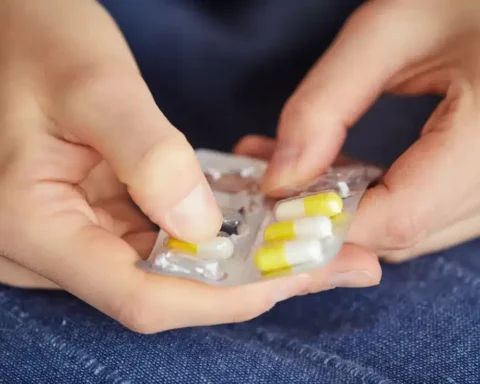 Santé : les Français ont dépensé près de 300 euros de leur propre poche en 2024