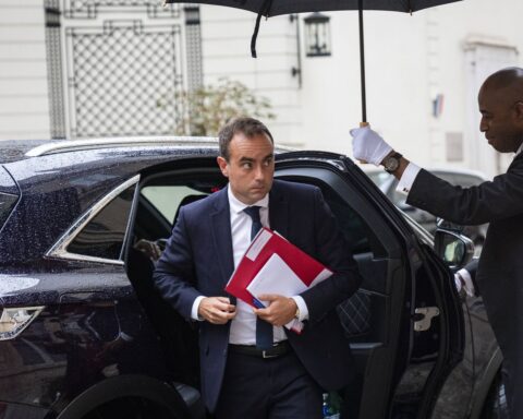 Sébastien Lecornu annoncera son gouvernement avant le 1er octobre