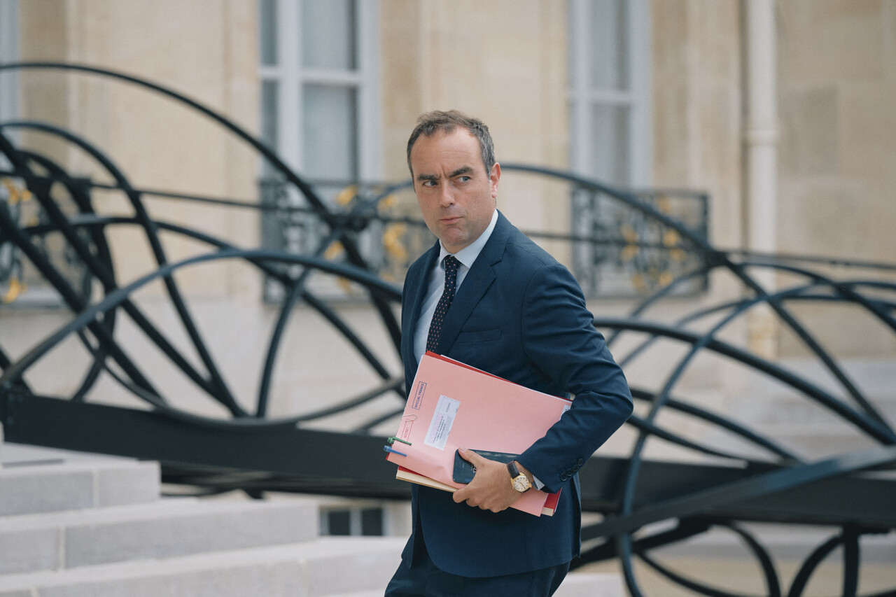 Sébastien Lecornu demande aux maires d'adopter un statut des élus locaux avant mars 2026