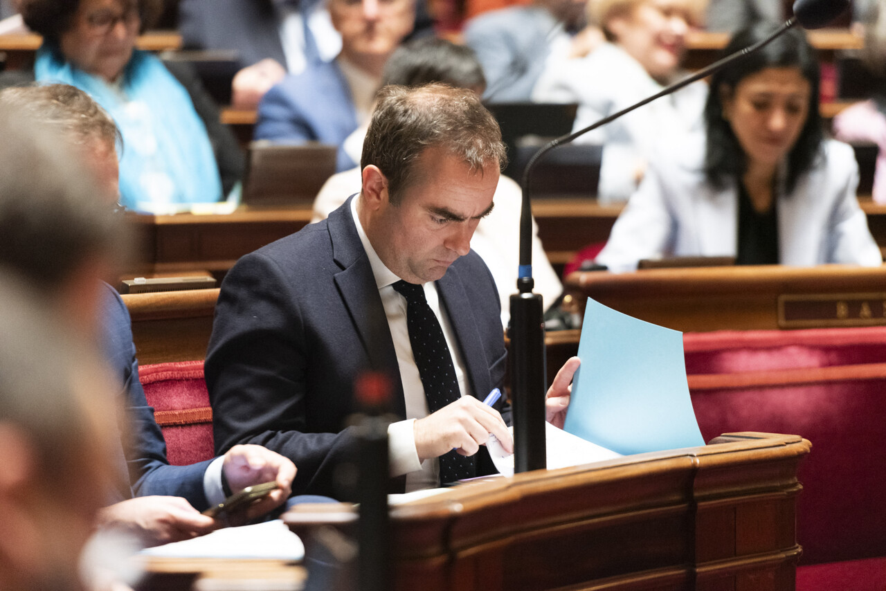 Sébastien Lecornu sur le point d'établir un nouveau record de jours sans gouvernement en France