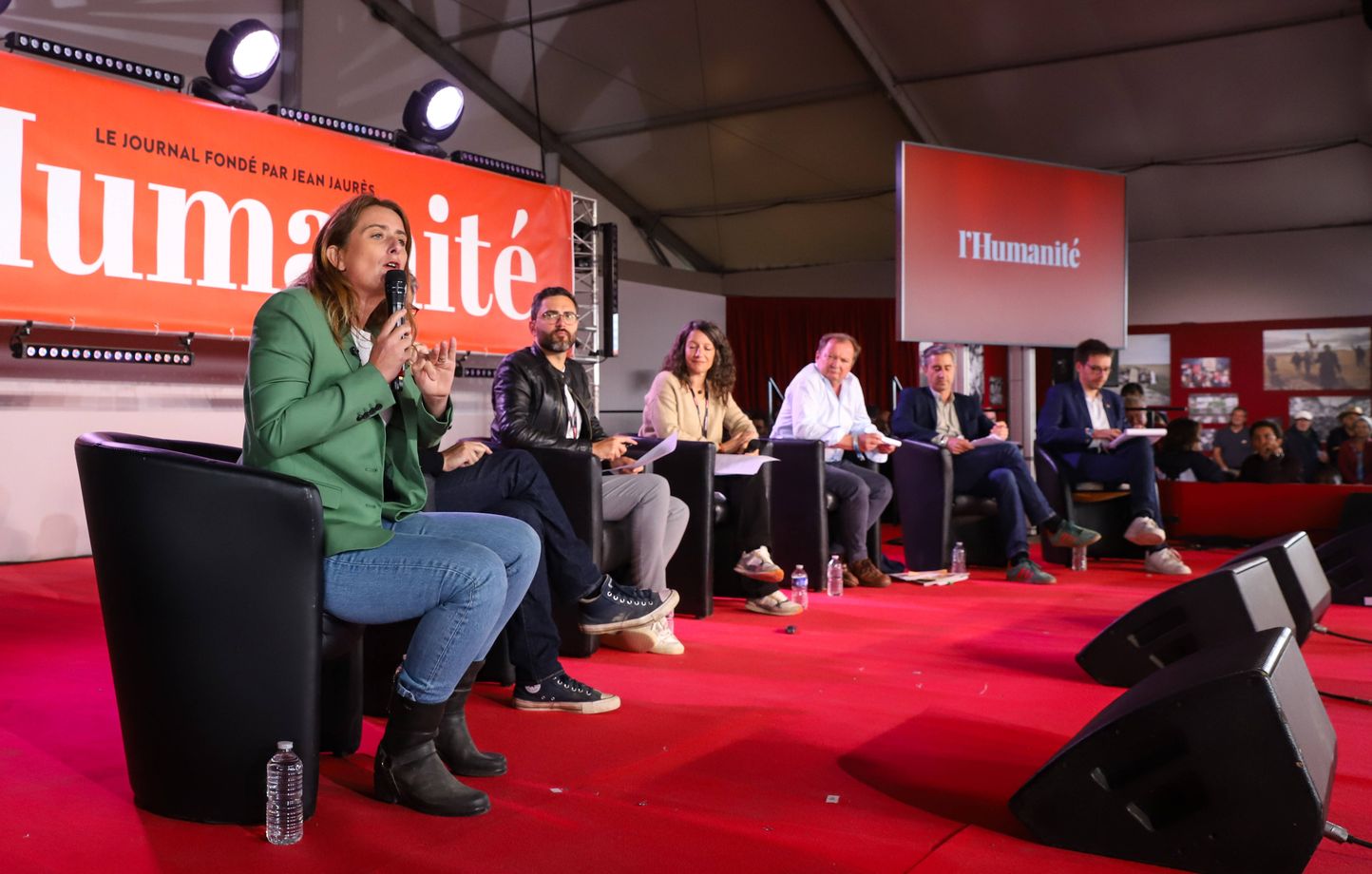 Tensions croissantes entre PS et LFI à la Fête de l'Huma préfigurent des défis électoraux pour la gauche