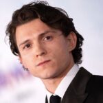 Tom Holland victime d'une commotion cérébrale sur le tournage de Spider-Man à Glasgow