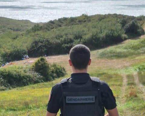 Trois gendarmes réservistes du Lot-et-Garonne déployés sur les plages des Hauts-de-France pour l'opération Poséidon