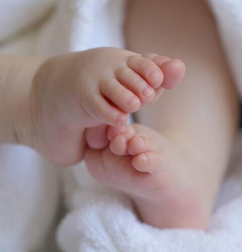 Un père américain reconnu coupable du meurtre de son bébé de deux mois par overdose médicamenteuse