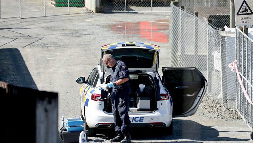 Un père néo-zélandais tué par la police après une cavale de près de quatre ans avec ses enfants